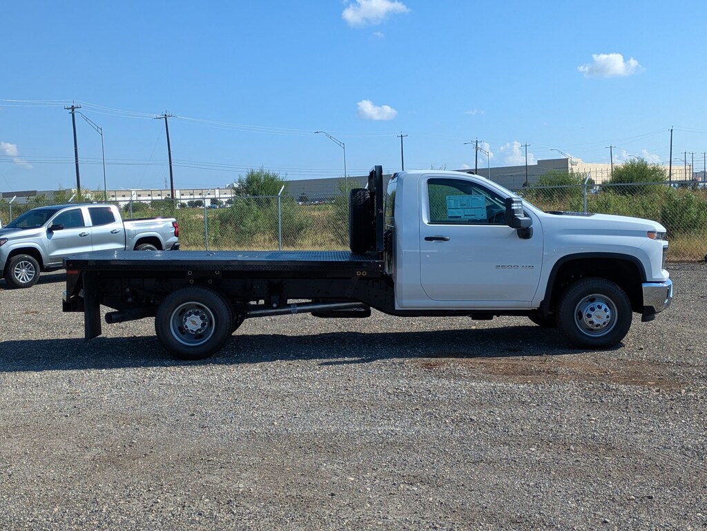 New 2025 Chevrolet Silverado 3500HD Chassis Work Truck Truck Regular Cab