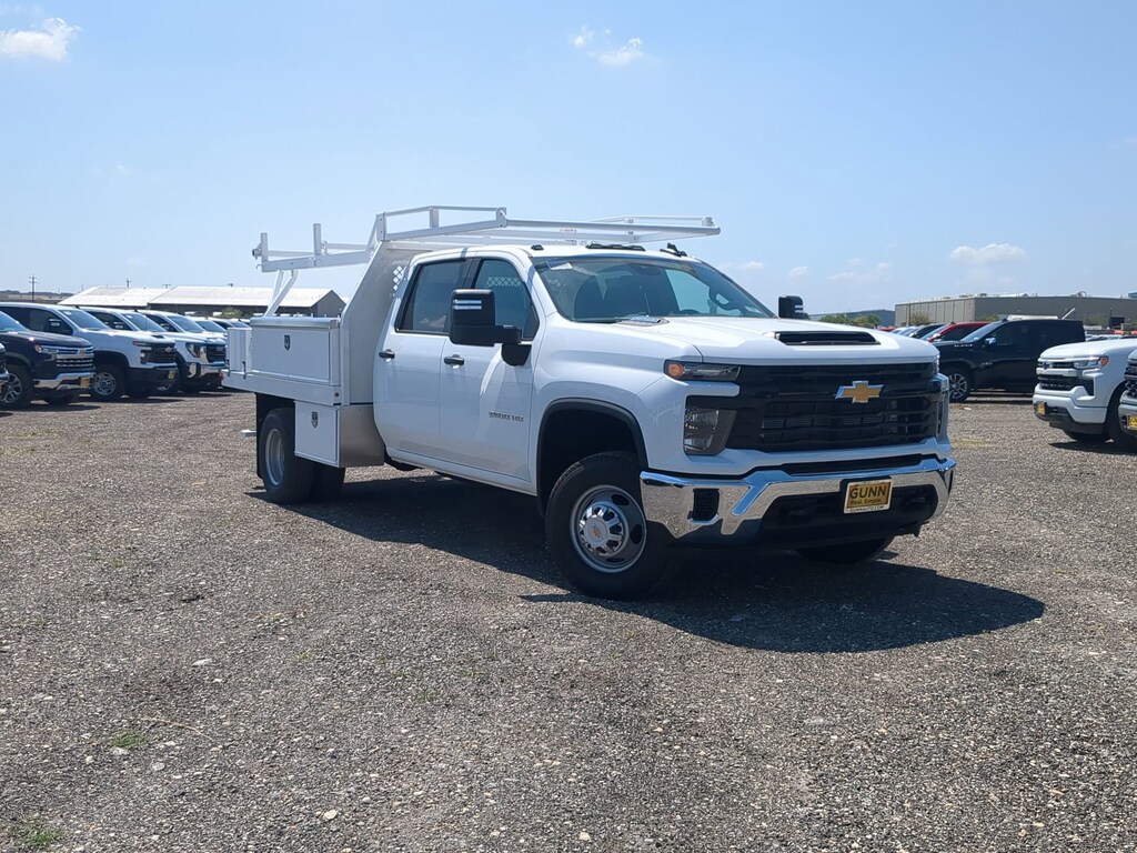 New 2024 Chevrolet Silverado 3500 HD Chassis Work Truck Truck Crew Cab