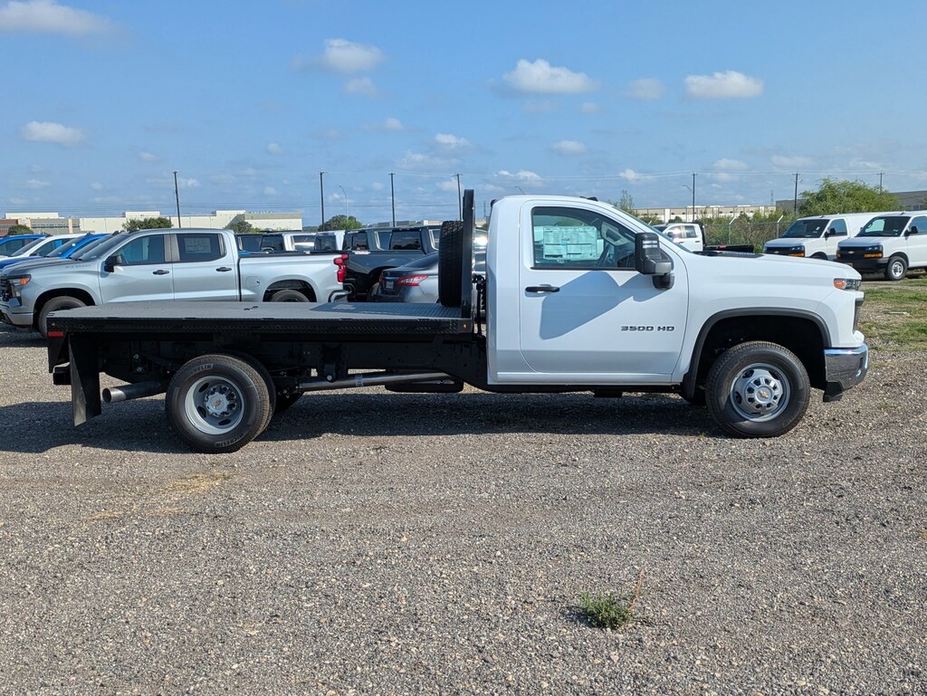 New 2025 Chevrolet Silverado 3500 HD Chassis Work Truck Truck Regular Cab