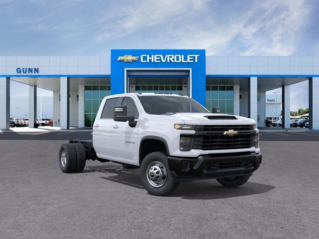 New 2025 Chevrolet Silverado 3500 HD Chassis Work Truck Truck Crew Cab