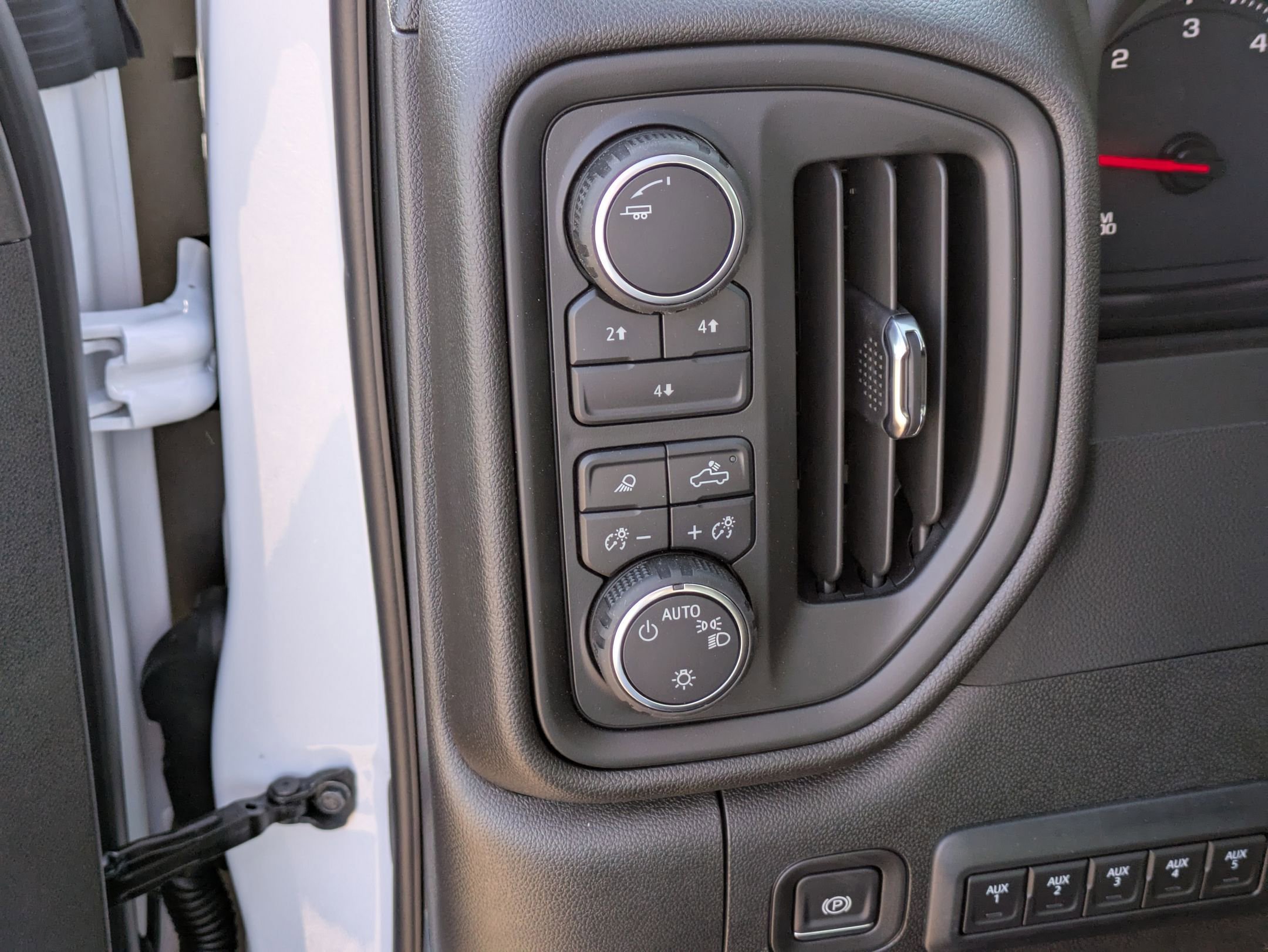 2025 Chevrolet Silverado 3500 HD Work Truck - Photo 25