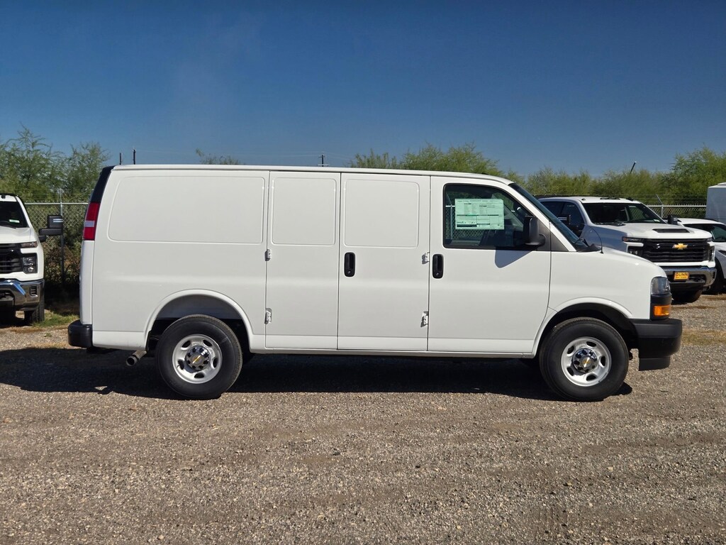 New 2025 Chevrolet Express Cargo 2500 Work Van Van Cargo Van