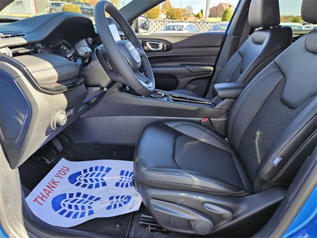 New 2026 Jeep Compass LATITUDE ALTITUDE 4X4 Sport Utility