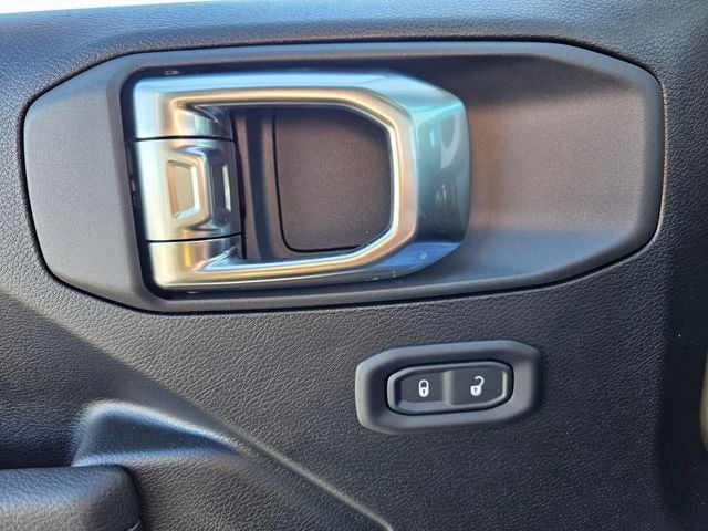 2026 Jeep Wrangler 2-Door Sport - Photo 12