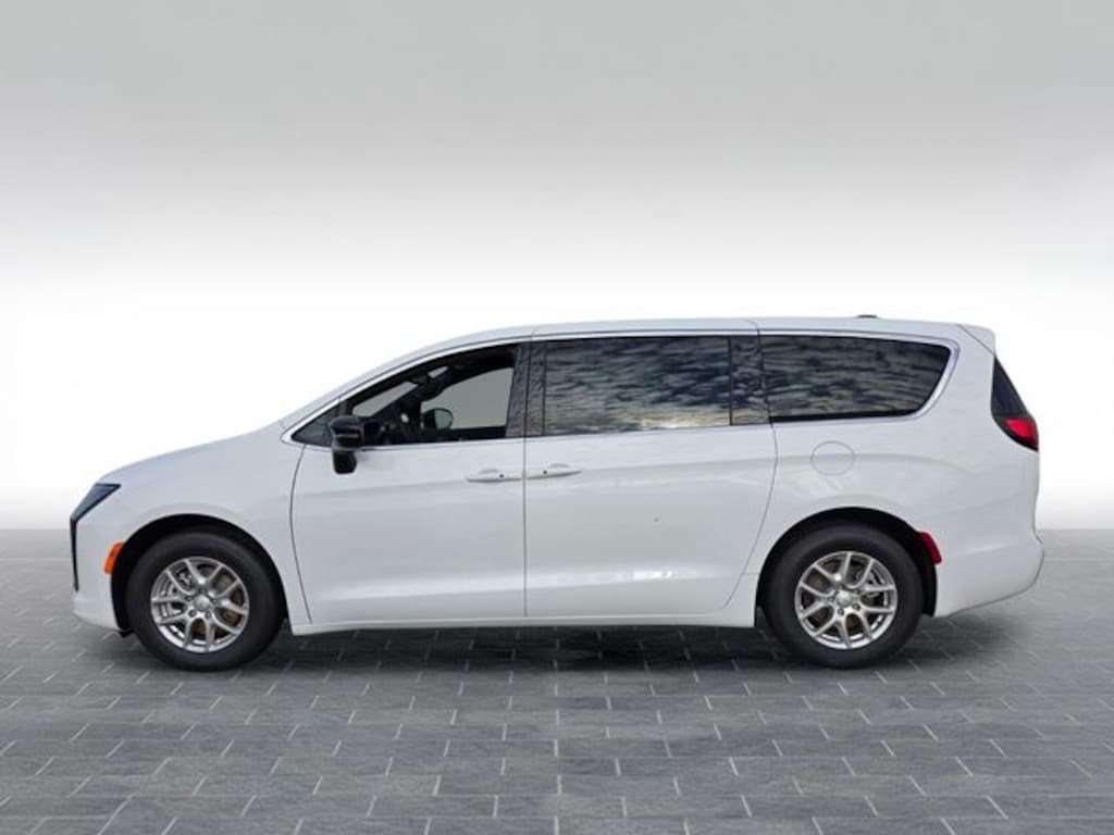 New 2027 Chrysler Pacifica SELECT Passenger Van