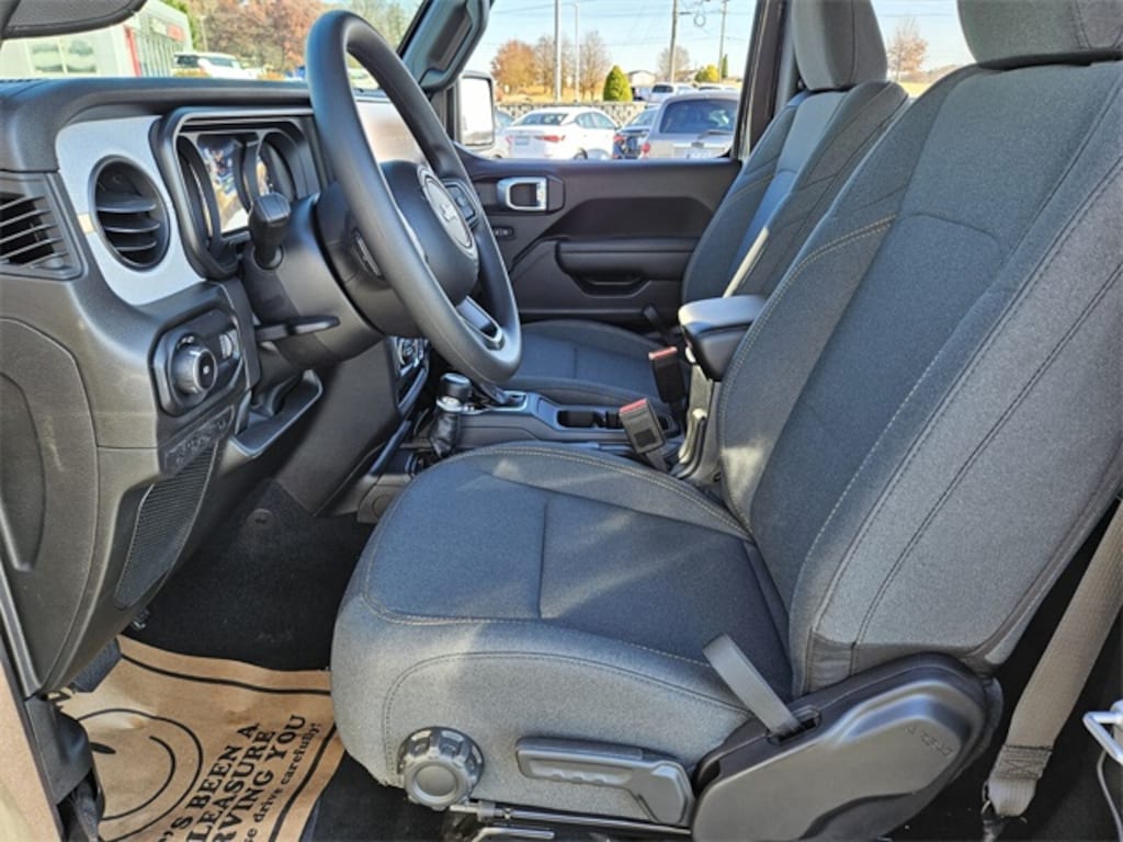 New 2026 Jeep Wrangler 2-DOOR SPORT Sport Utility