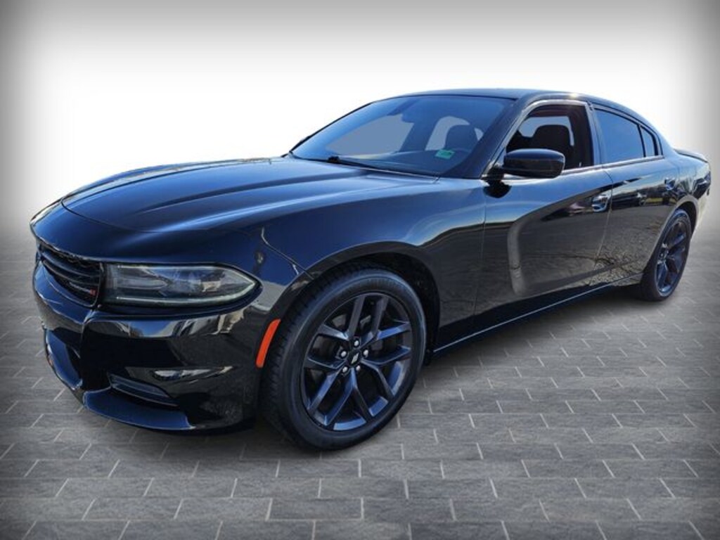 Used 2019 Dodge Charger SXT Sedan