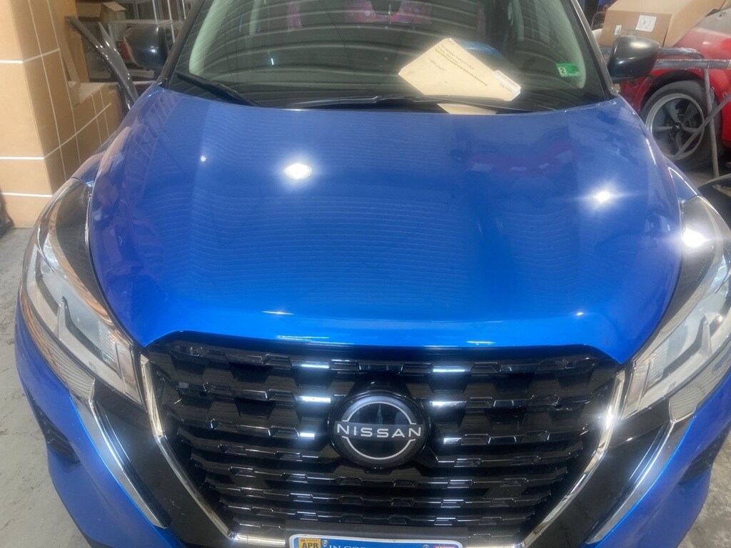 2024 Nissan Kicks S photo 2