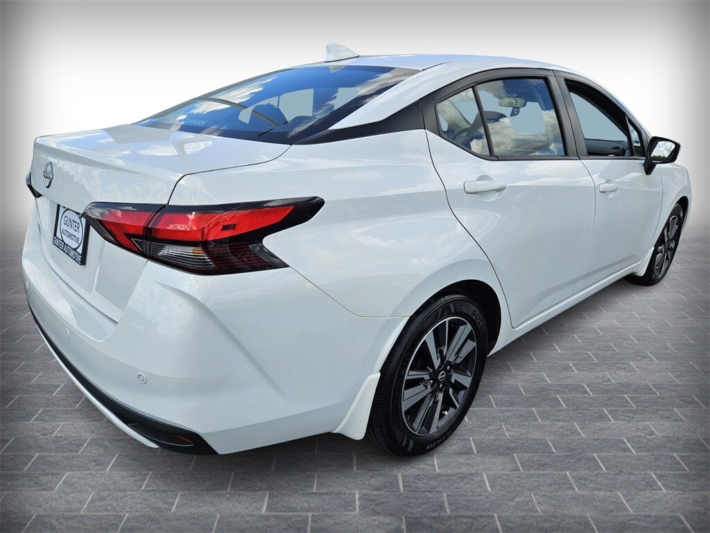 2025 Nissan Sentra SV photo 3