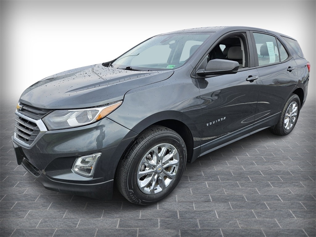 Used 2021 Chevrolet Equinox LS with VIN 2GNAXSEV8M6157490 for sale in Ridgeway, VA