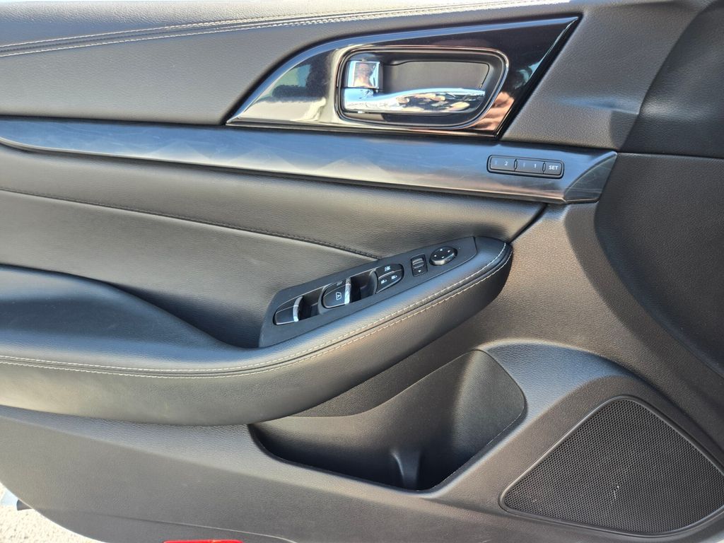 2023 Nissan Maxima Platinum - Photo 36