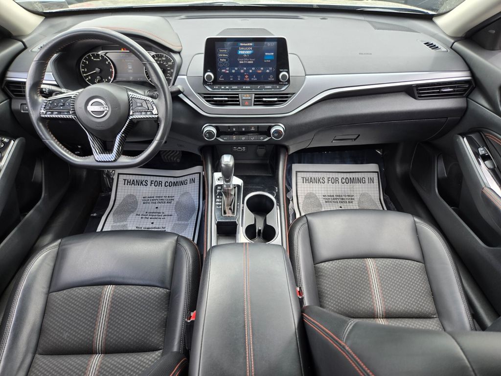 2023 Nissan Altima SR - Photo 10