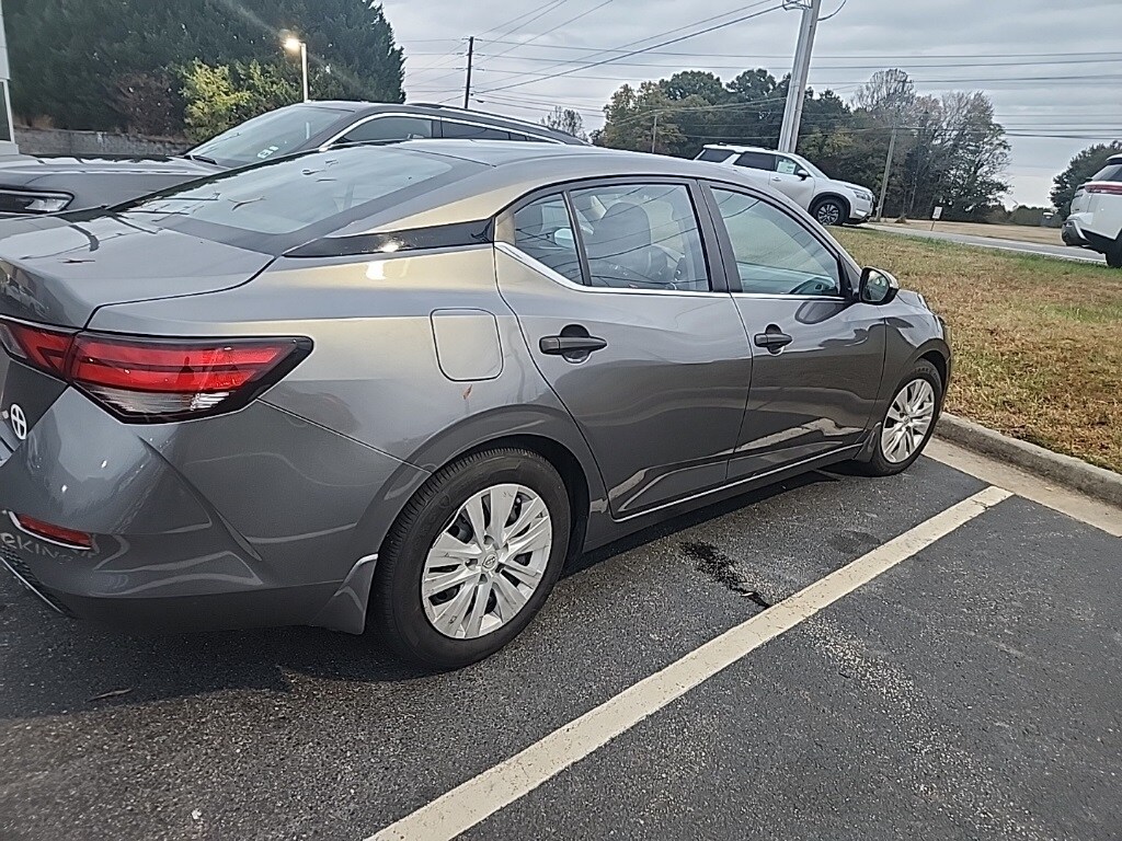 2024 Nissan Sentra S photo 3