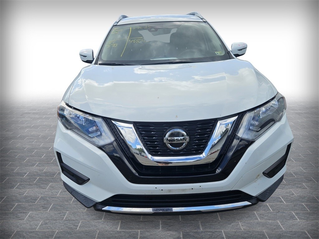 2019 Nissan Rogue S photo 2
