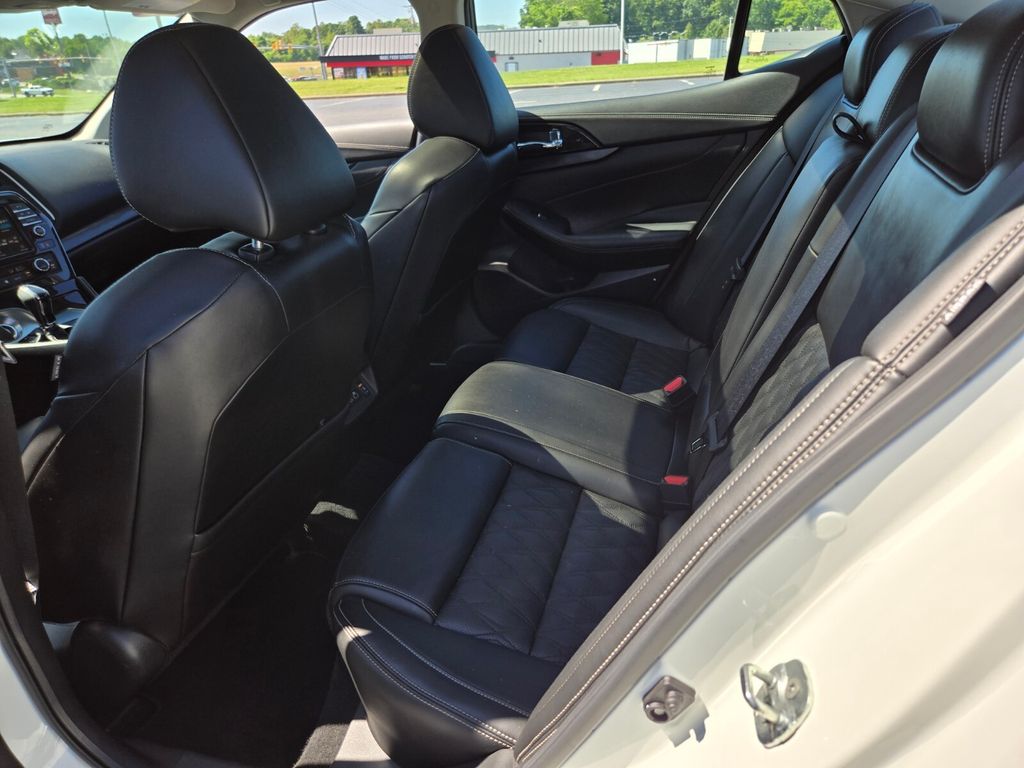 2023 Nissan Maxima Platinum - Photo 11