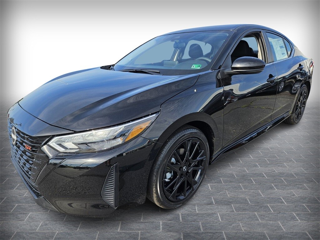 2025 Nissan Sentra SR photo 2