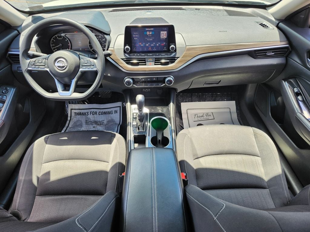 2023 Nissan Altima SV - Photo 14