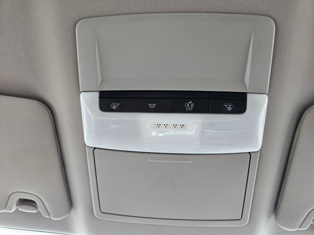 2023 Nissan Altima SR - Photo 20