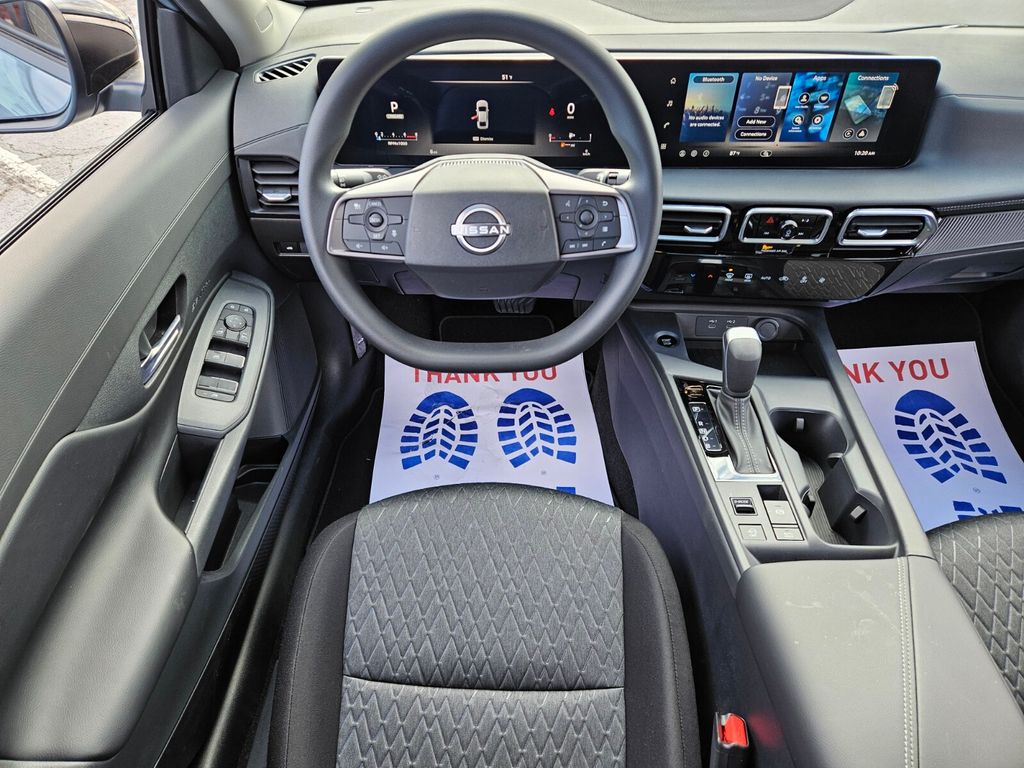 2026 Nissan Sentra SV - Photo 6