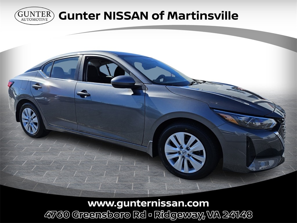 2025 Nissan Sentra S's photo