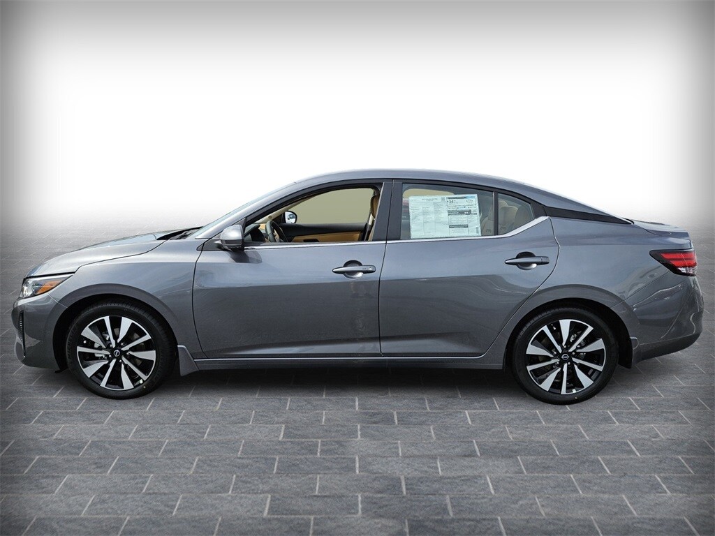 2025 Nissan Sentra SV photo 3