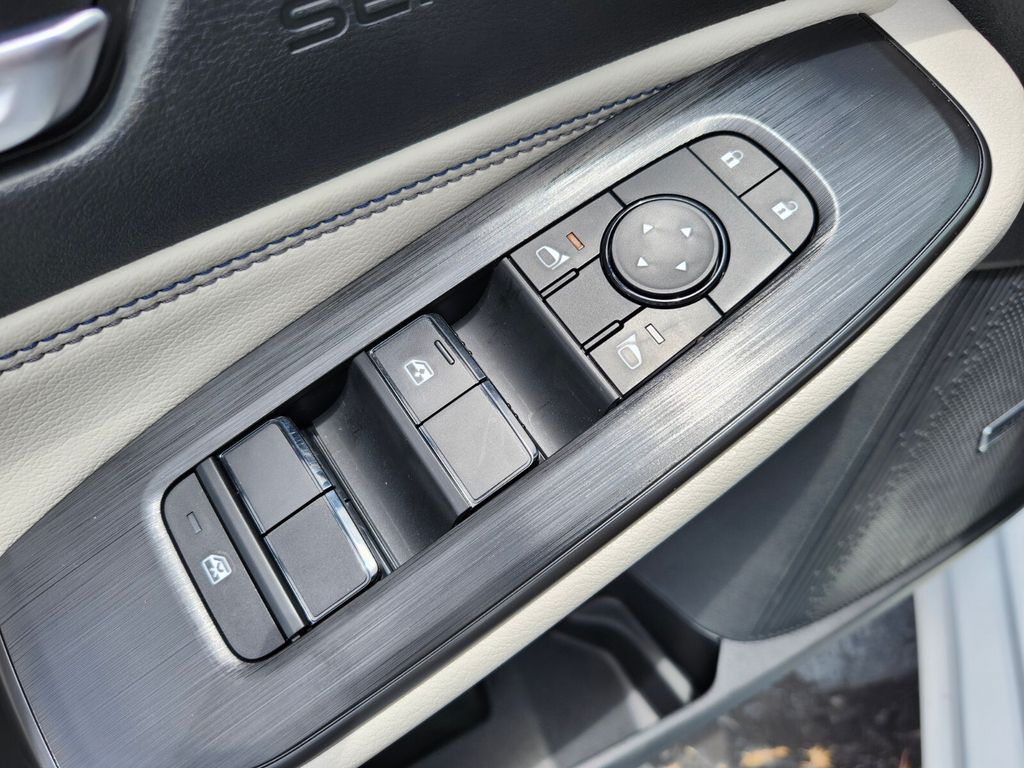 2026 Nissan Sentra SL - Photo 14