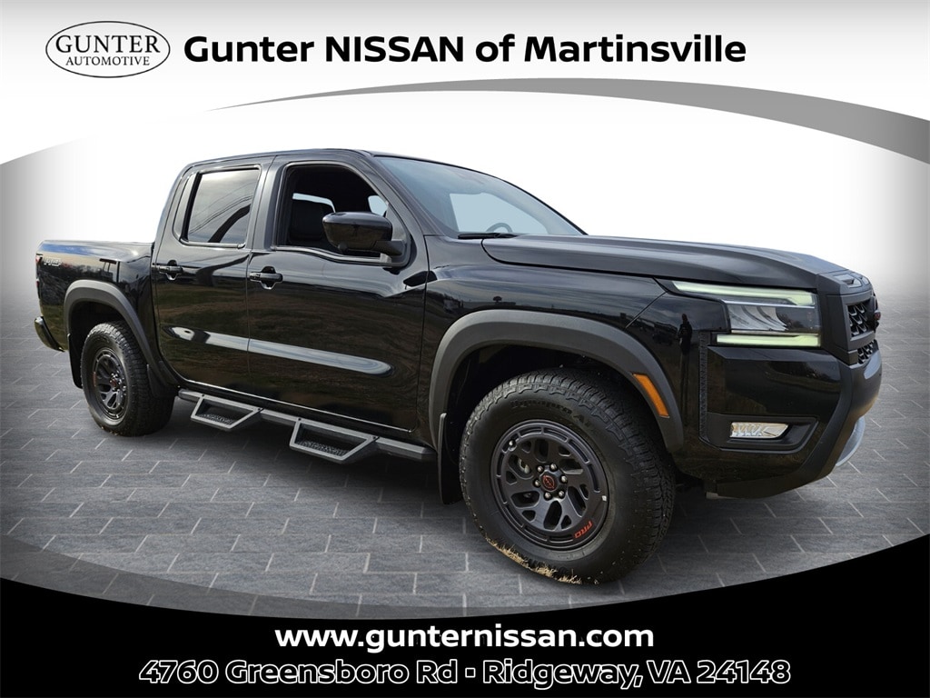 2025 Nissan Frontier PRO-4X's photo