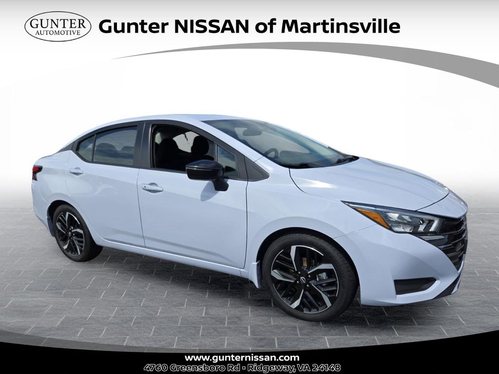  Nissan Versa