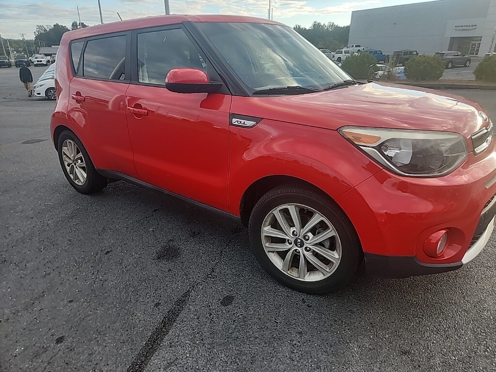 2018 Kia Soul Plus photo 2