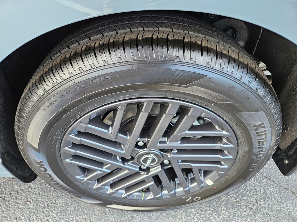 2026 Nissan Sentra SV - Photo 8
