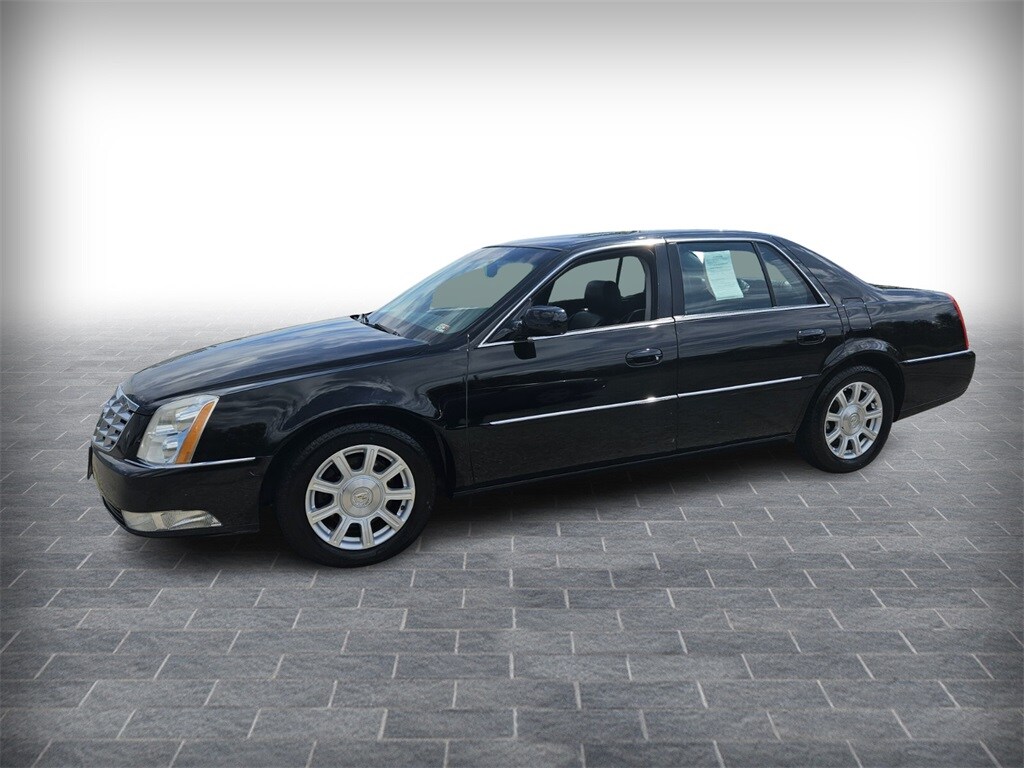 Used 2010 Cadillac DTS Base with VIN 1G6KA5EY5AU124344 for sale in Ridgeway, VA