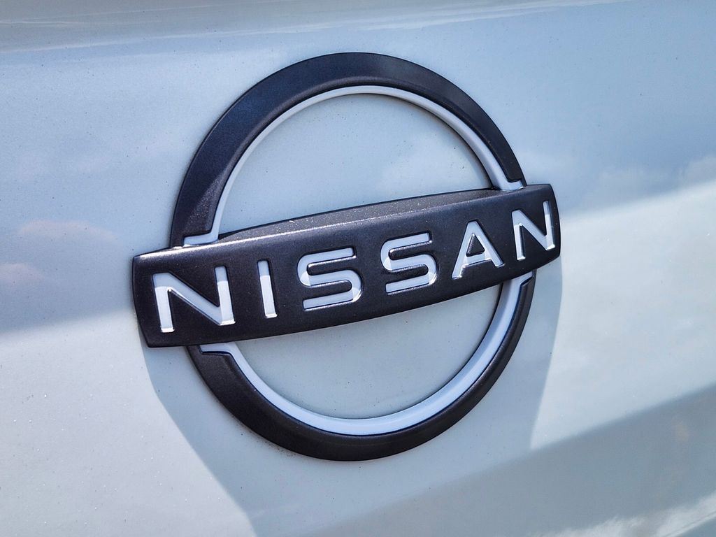 2023 Nissan Altima SV - Photo 18
