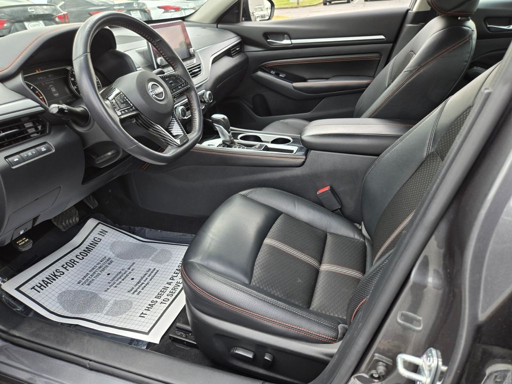 2023 Nissan Altima SR - Photo 7
