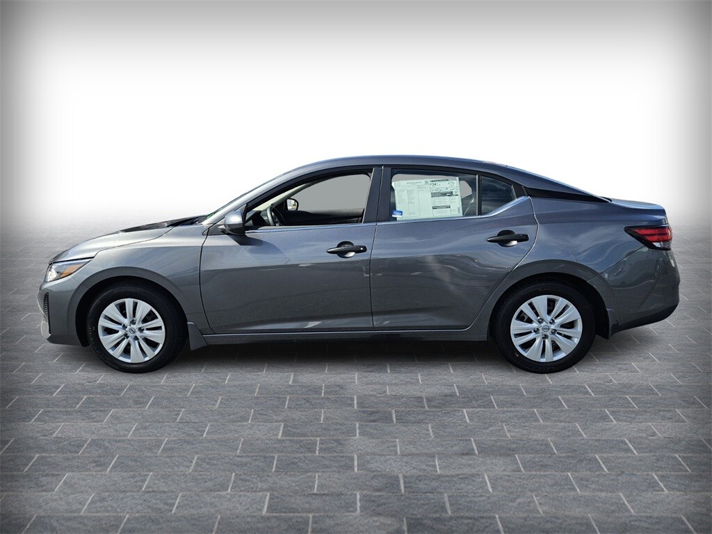 2025 Nissan Sentra S photo 2