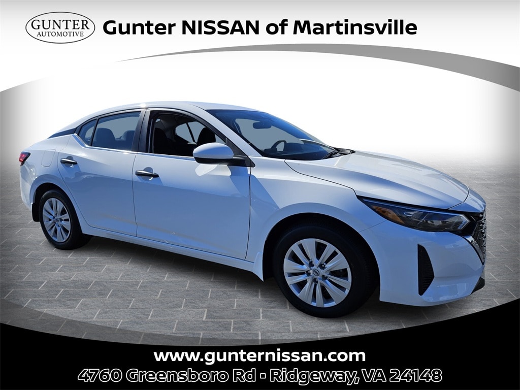 2025 Nissan Sentra S's photo