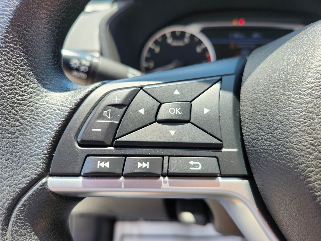 2023 Nissan Altima SV - Photo 30