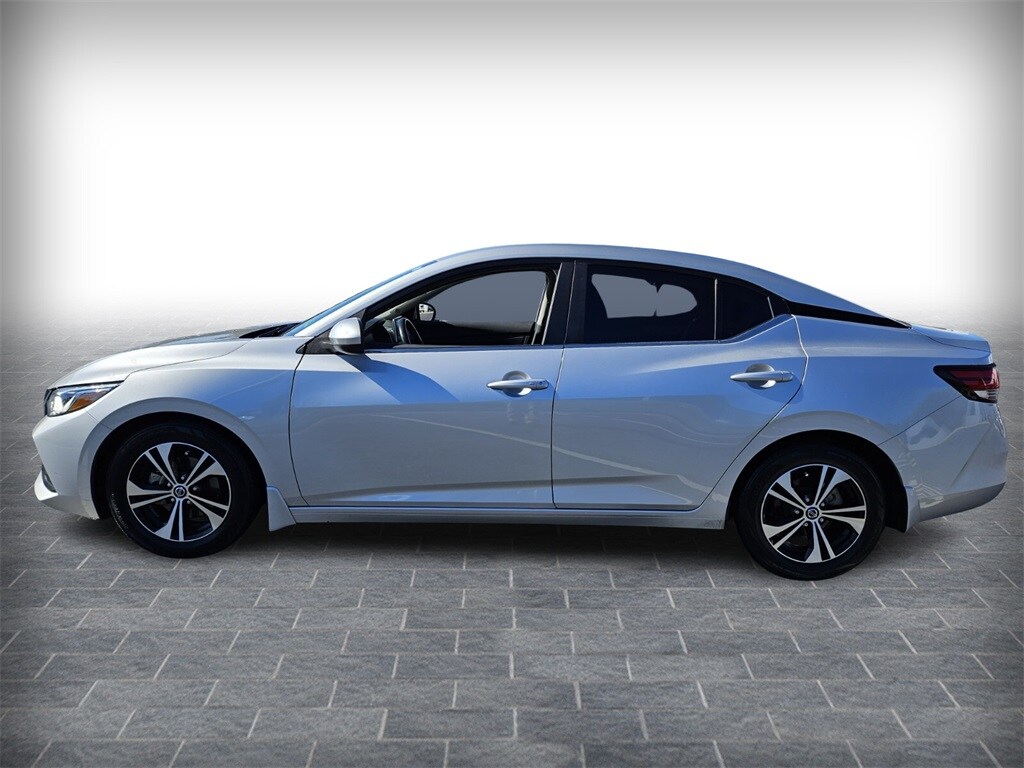 2022 Nissan Sentra SV photo 2