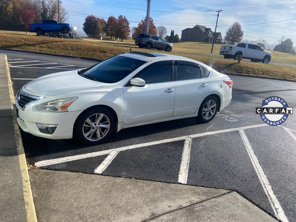 Used 2015 Nissan Altima SL with VIN 1N4AL3APXFC239061 for sale in Ridgeway, VA