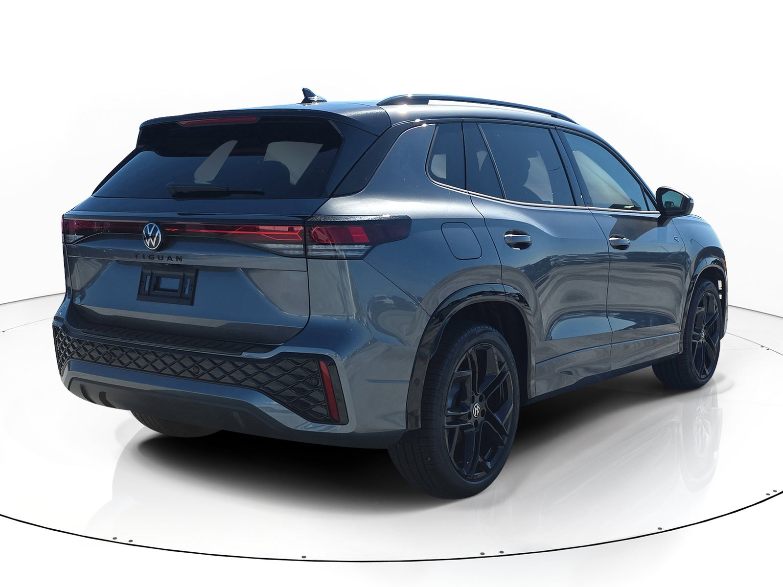 New 2026 Volkswagen Tiguan SE R-Line Black SUV