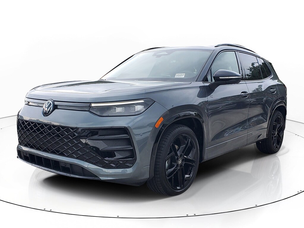 New 2026 Volkswagen Tiguan SE R-Line Black SUV