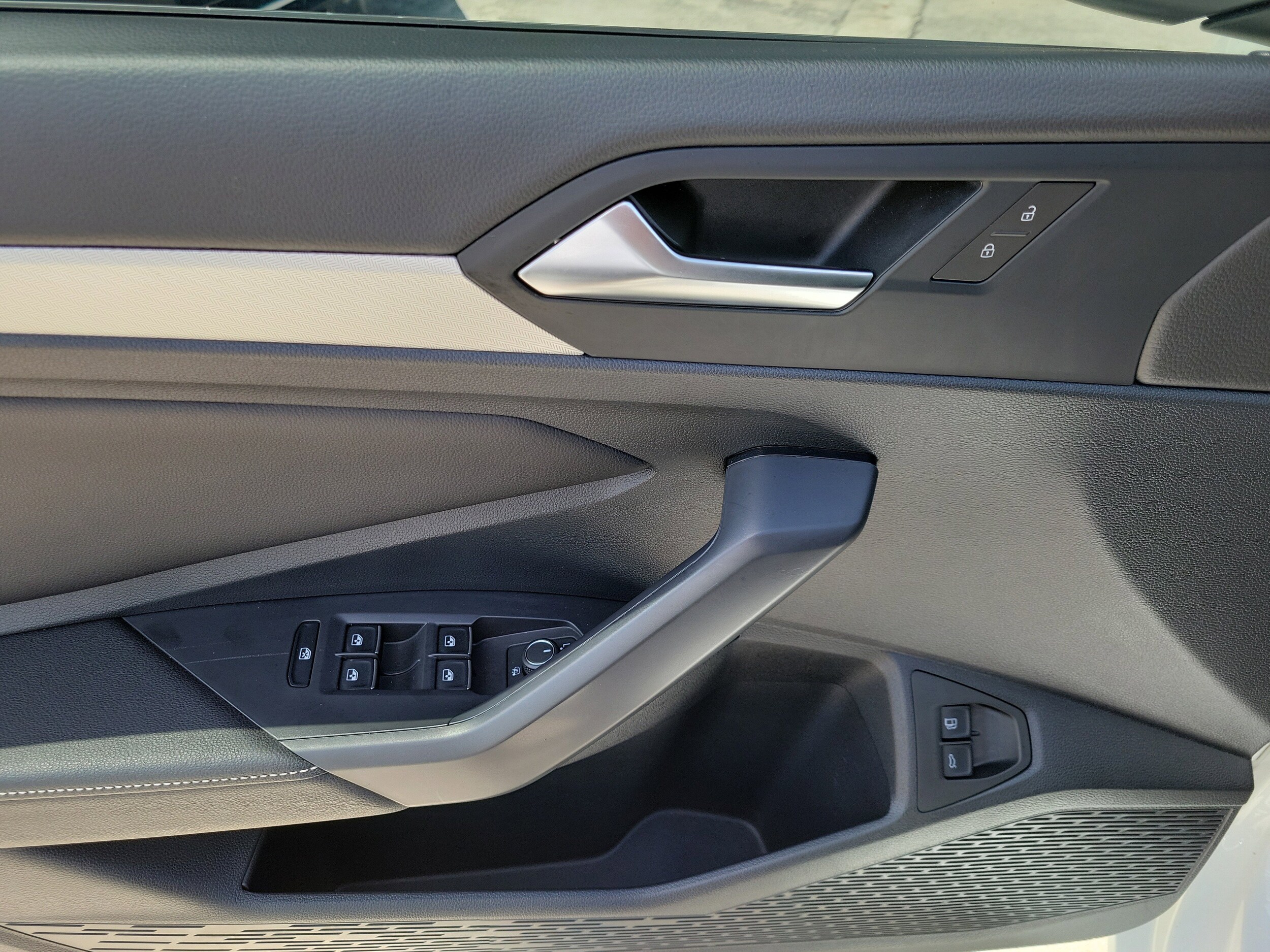 2024 Volkswagen Jetta S - Photo 18