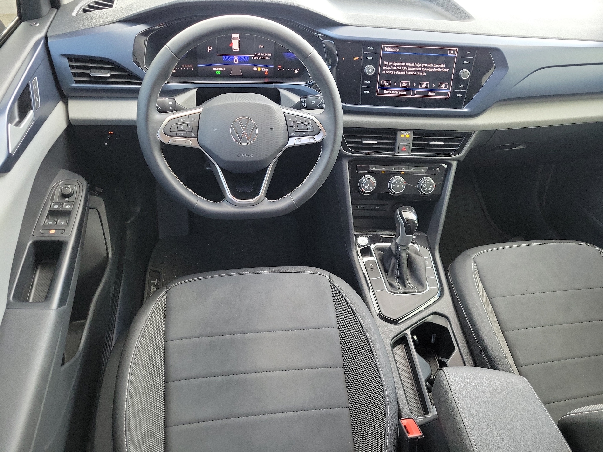 2023 Volkswagen Taos SE - Photo 11
