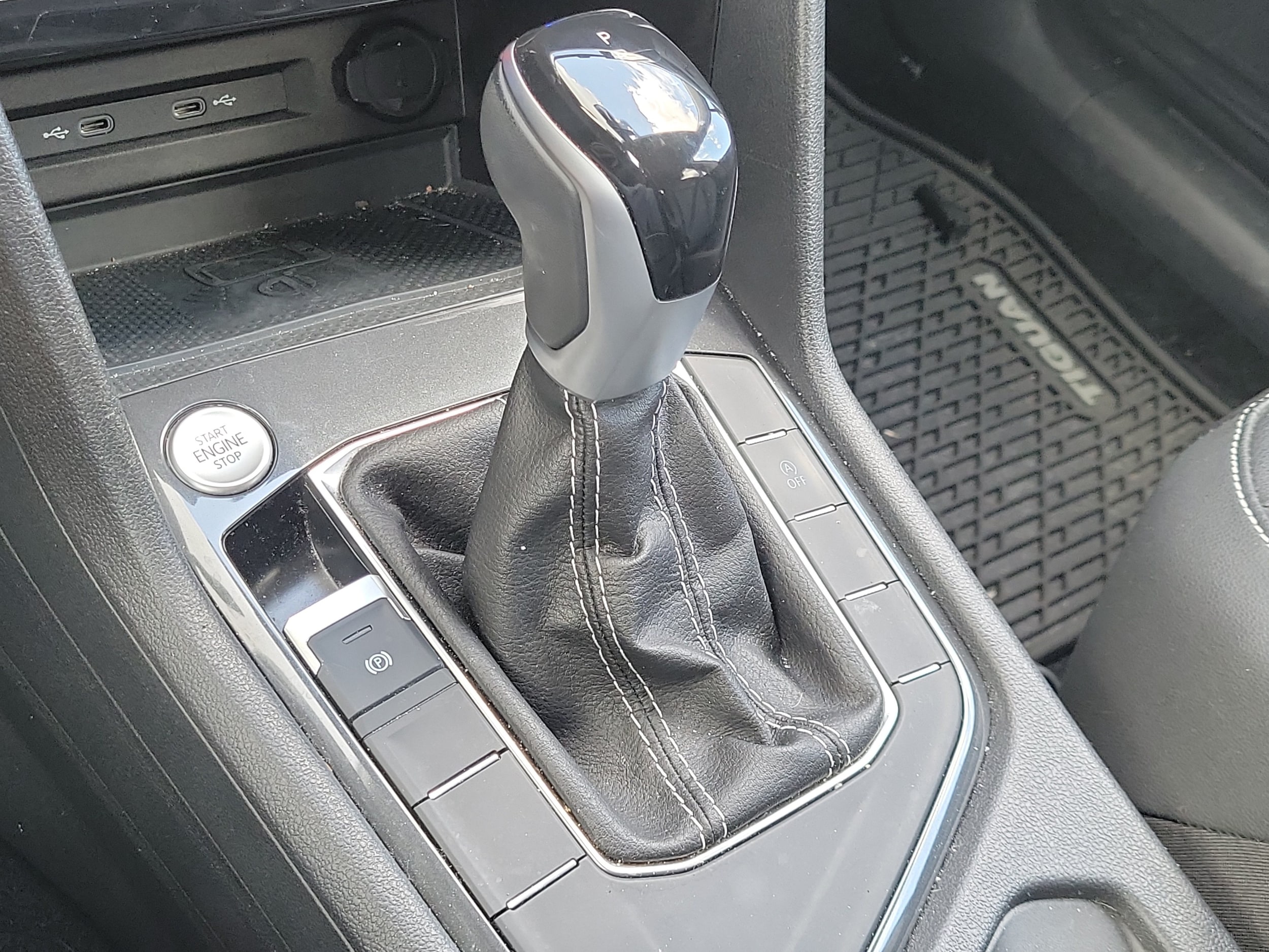 2023 Volkswagen Tiguan SE - Photo 27