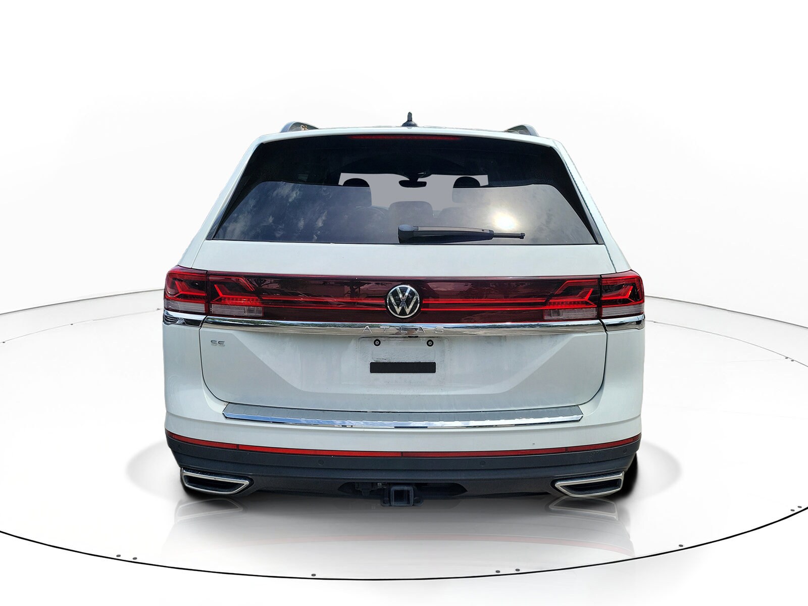 2024 Volkswagen Atlas SE w/Tech - Photo 7