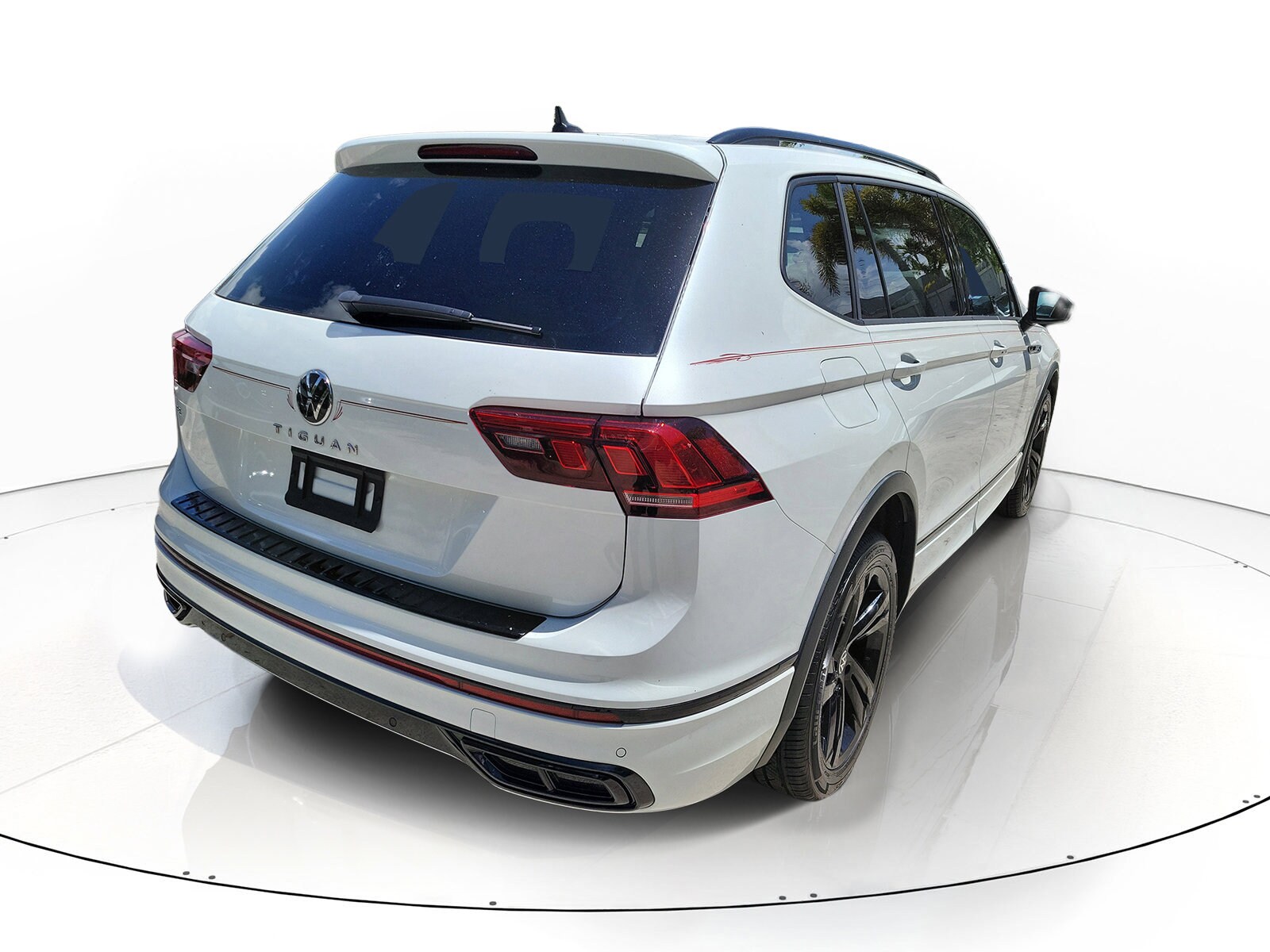 2023 Volkswagen Tiguan SE R-LINE BLACK - Photo 8