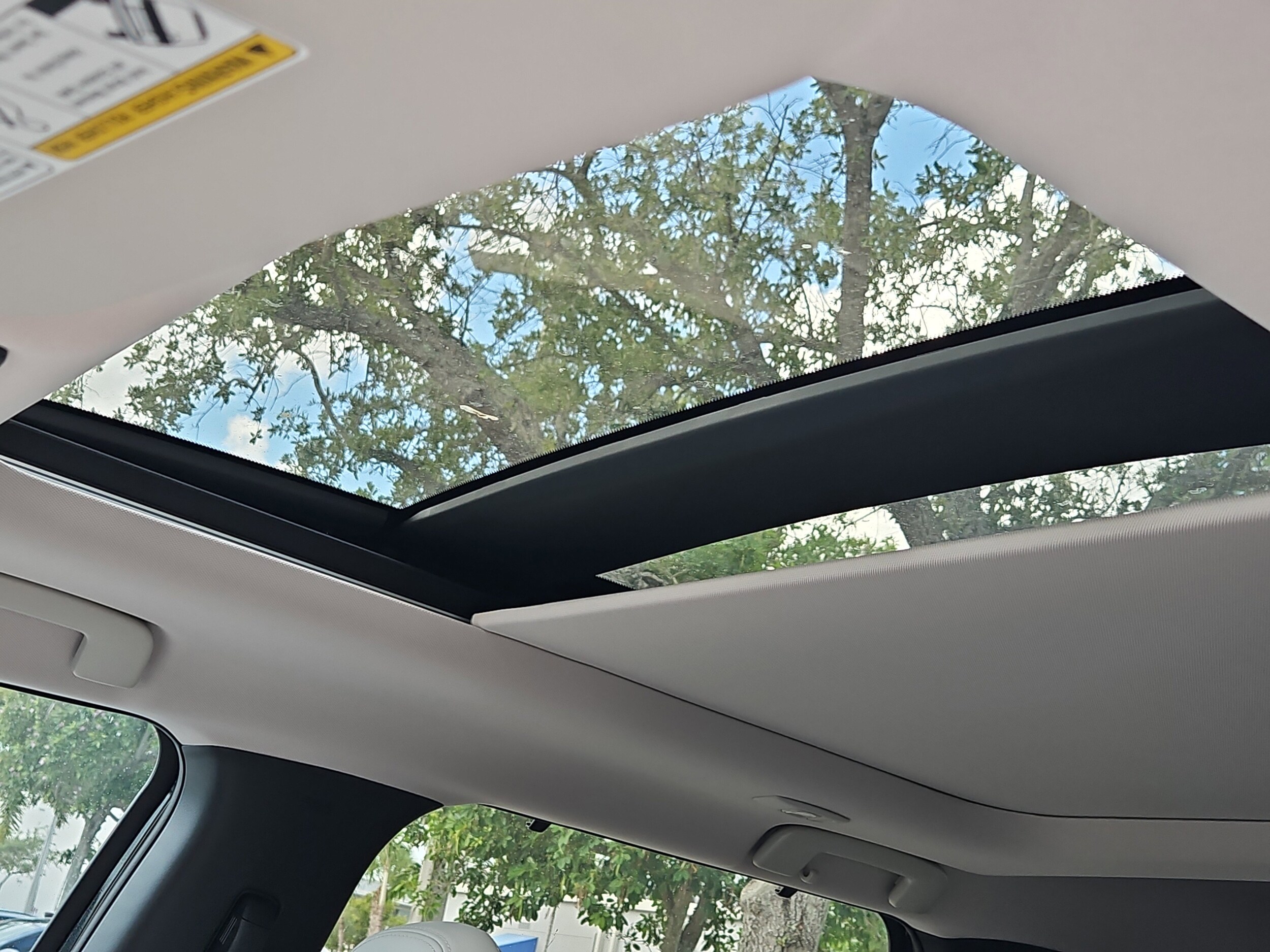 2025 Mitsubishi Outlander Plug-in Hybrid SEL - Photo 19