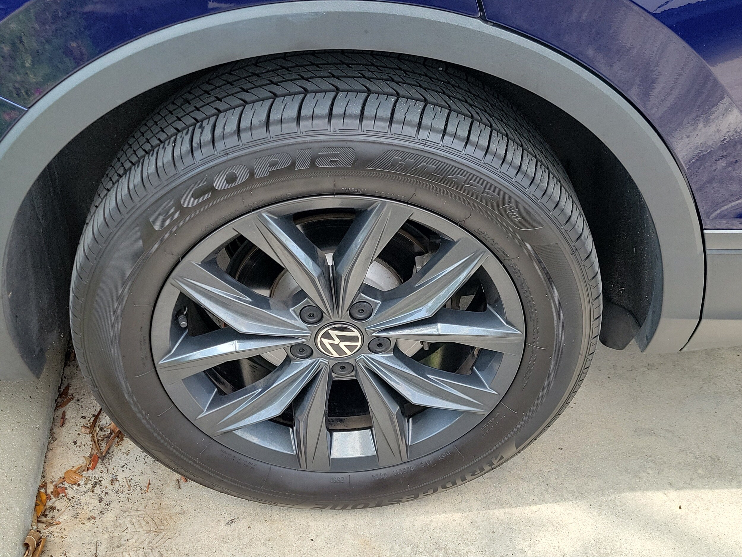 2024 Volkswagen Tiguan SE - Photo 8