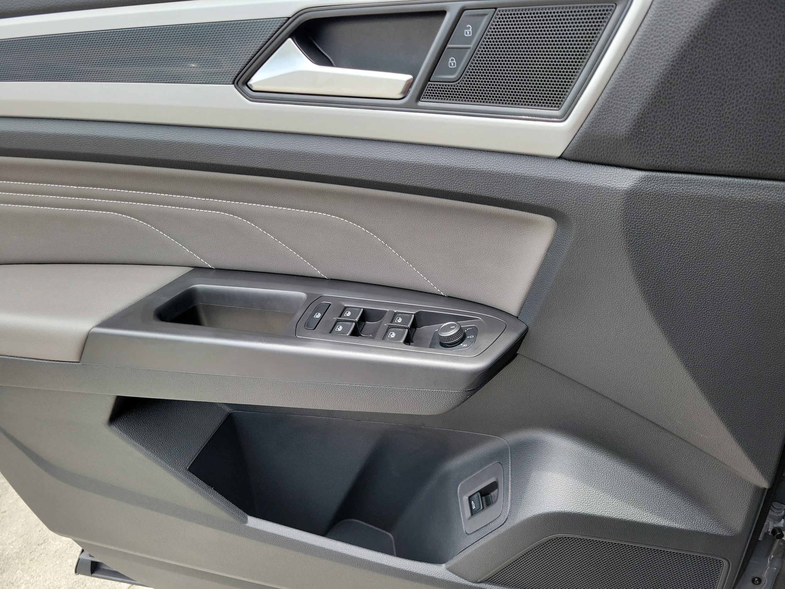 2023 Volkswagen Atlas Cross Sport SEL R-Line Black - Photo 19