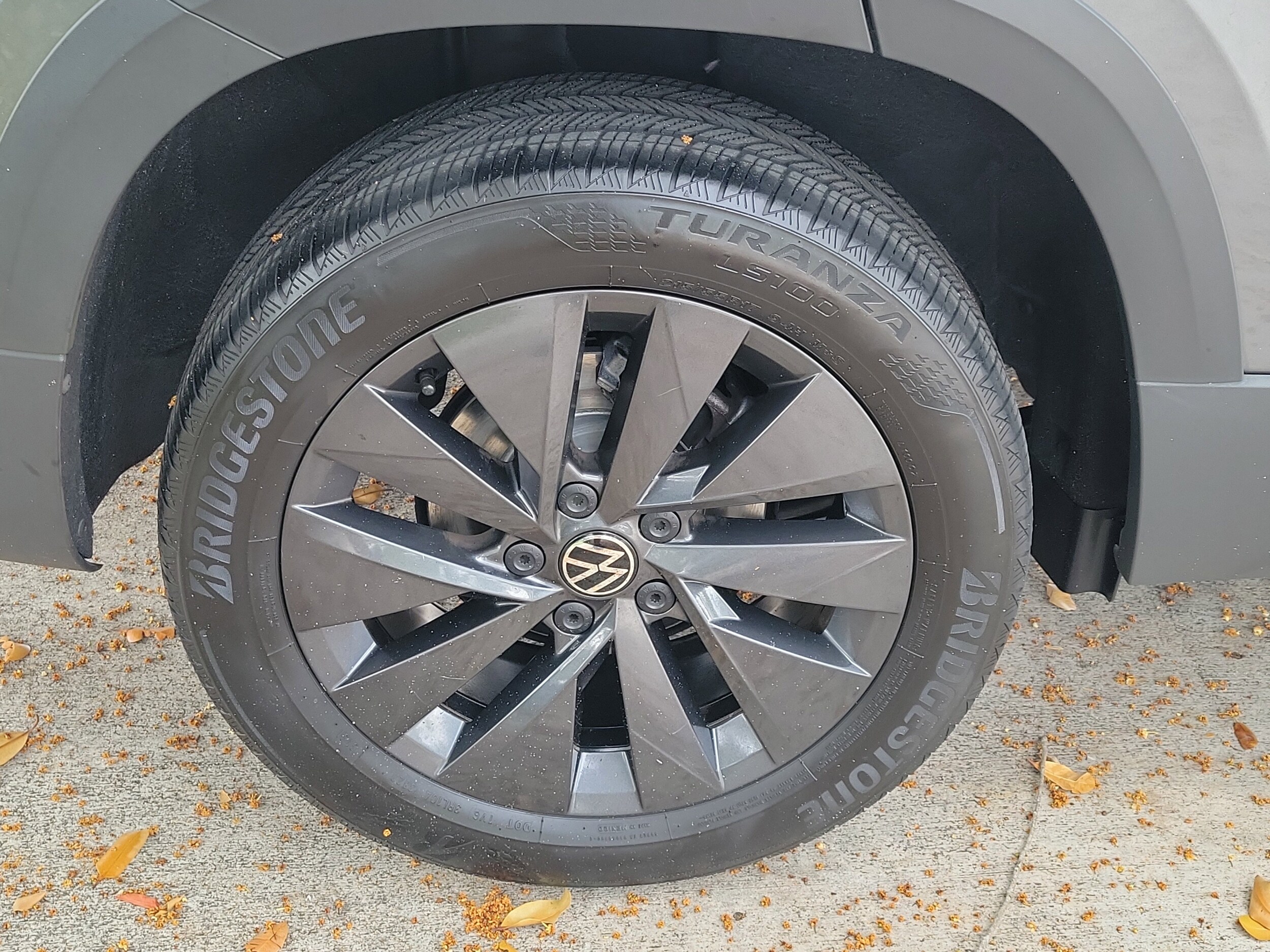 2024 Volkswagen Taos S - Photo 11