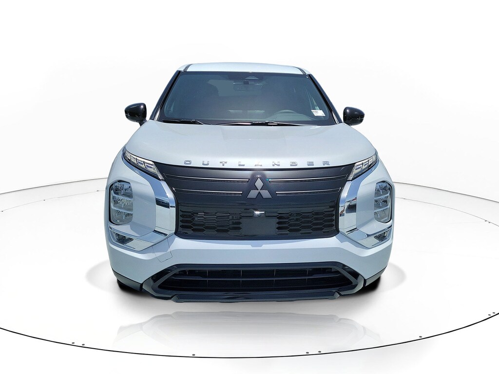 New 2026 Mitsubishi Outlander LE SUV